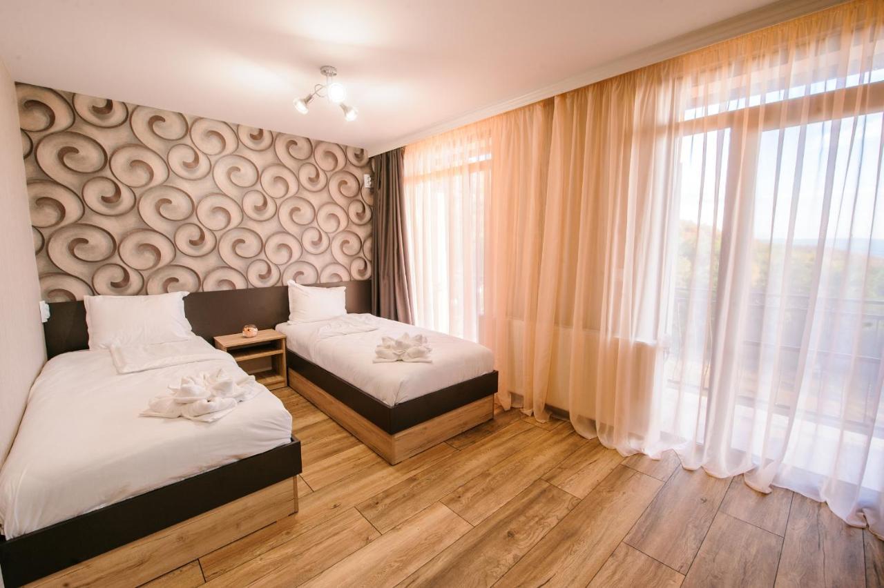Hotel Пиргуля Miladinowzi Exterior foto
