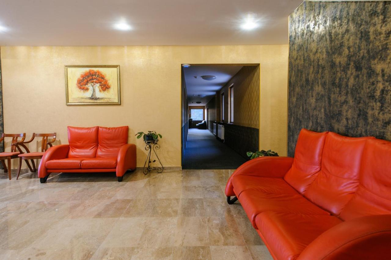 Hotel Пиргуля Miladinowzi Exterior foto